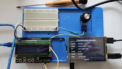 이렇게 정보가 가득한 화면을 보는 것은 잠시 미루기로 한다.